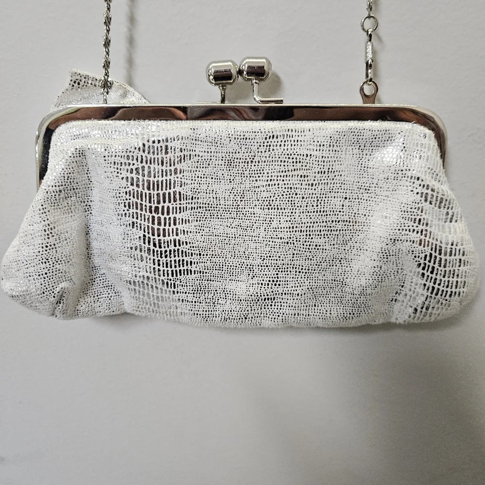 Elegant Silver Clutch Bag - Picture 6 of 13
